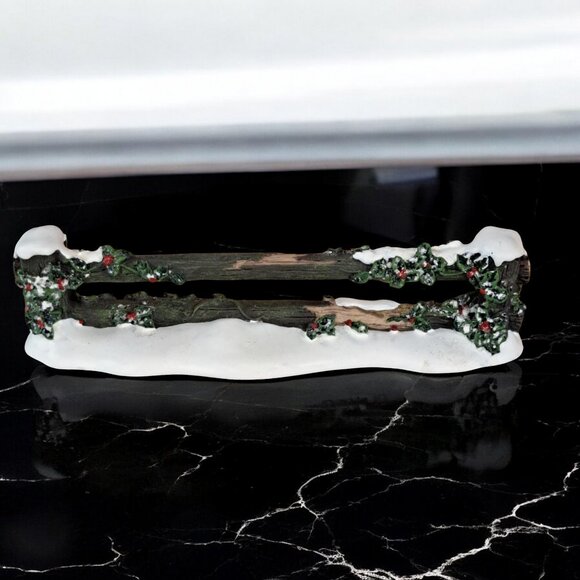 Department 56 Village Accessories #52722 Holly Split Rail Fence Set of 4 - Picture 7 of 12